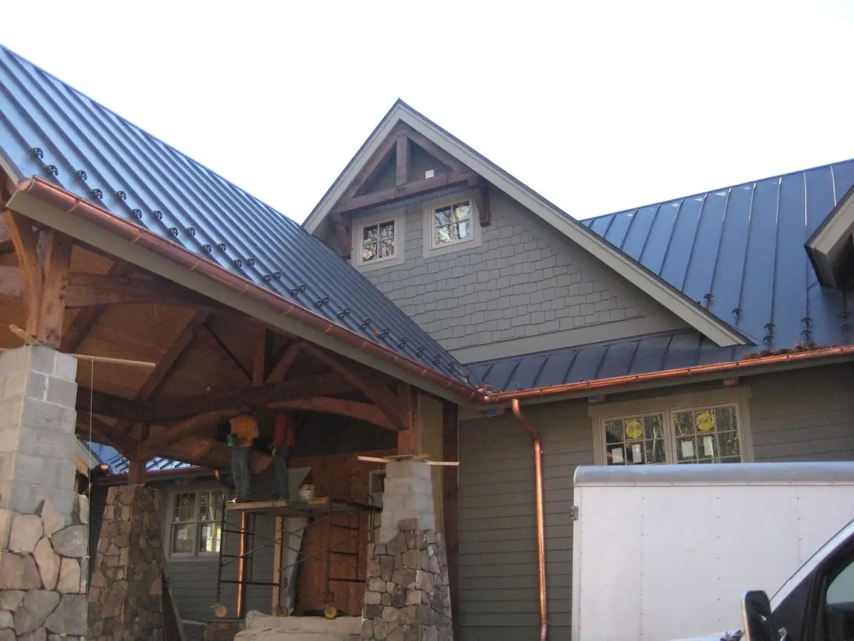 Craftsman Roofing team delivering quality roofing work in Driftwood